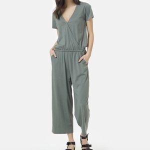 10 Tree  Tentree Agave Green Blakely Shortsleeve Knit Jumpsuit Woman's XS Boho